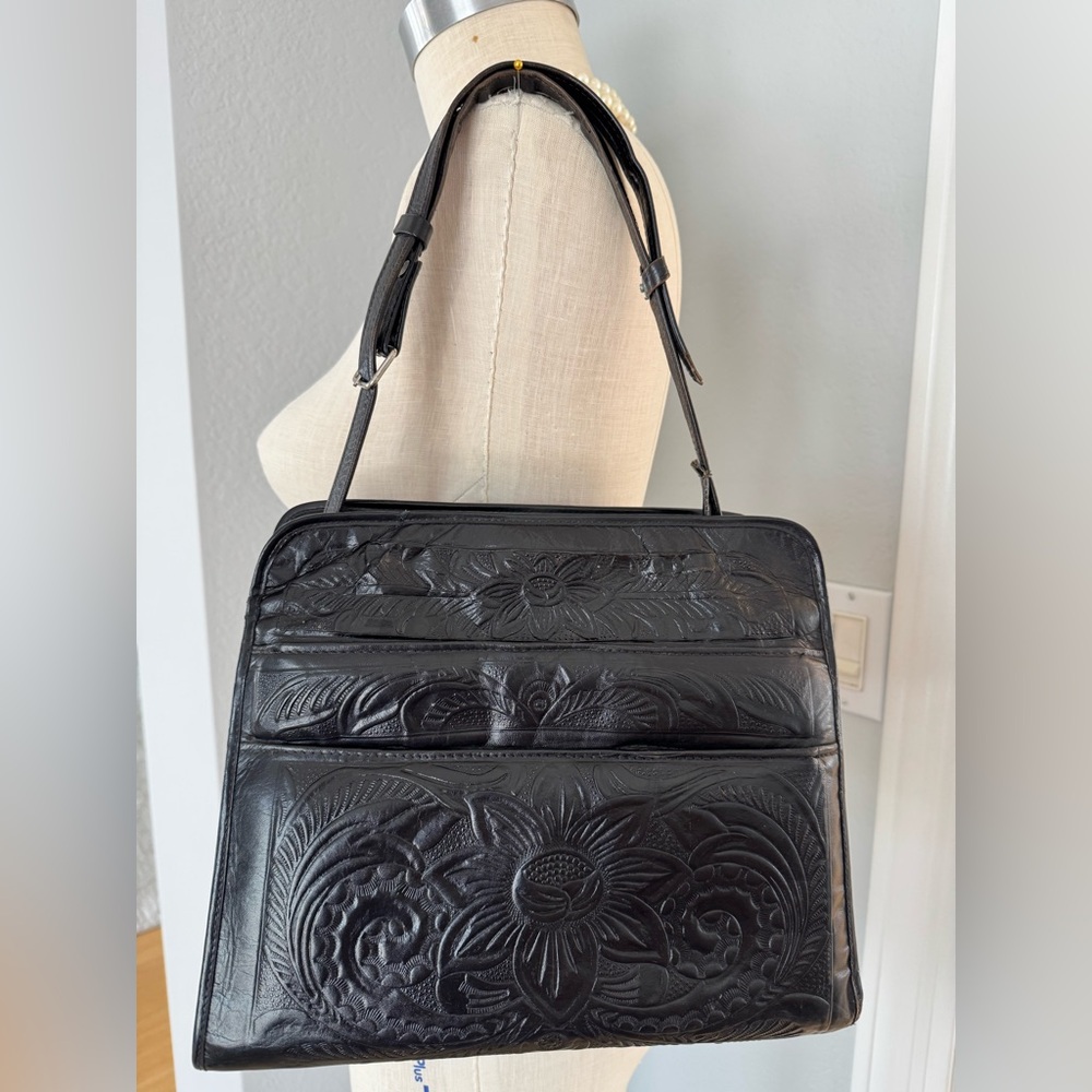 Vintage 60s Avelar Tooled Leather Bag Adjustable Strap